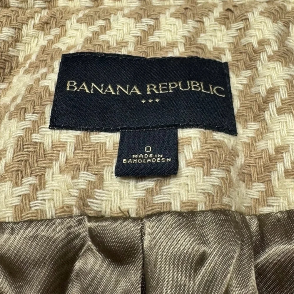 Banana Republic Houndstooth‎ Cropped Blazer - Tan and Cream Size 0 Classic Y2K - Picture 2 of 7